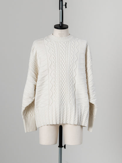 【PRE ORDER】multi cable sweater