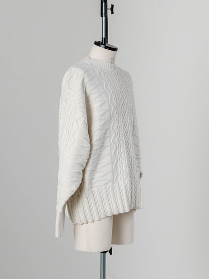 【PRE ORDER】multi cable sweater